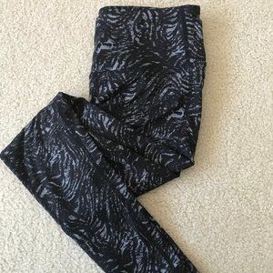 Athleta mid-rise leggings